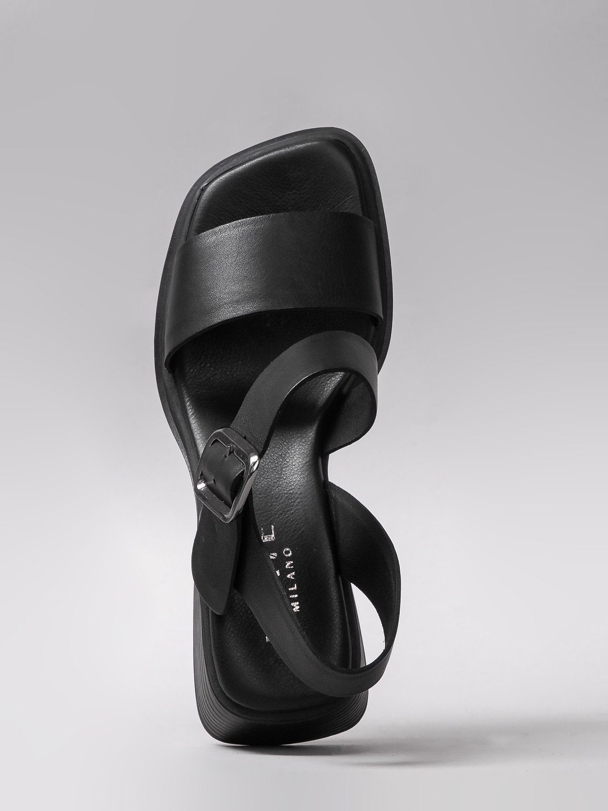 Women's leather sandals-3
